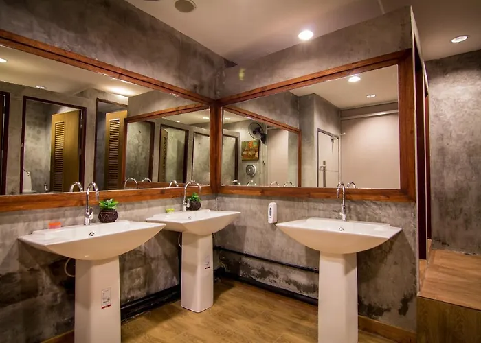 Bubble Space Hostel Bangkok